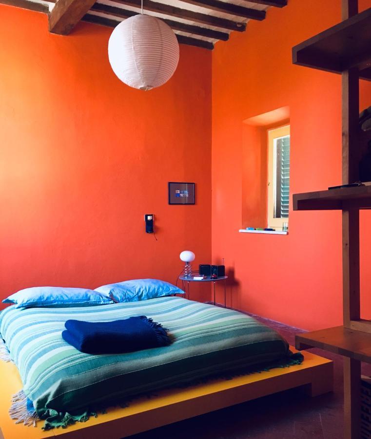 La Casa Rossa Degli Artisti Apartment *